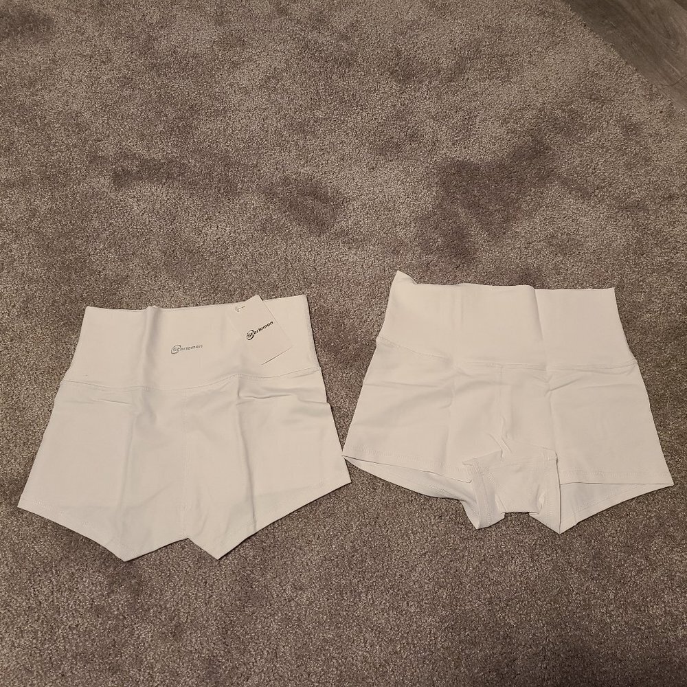 7 item lot! Ladies Lot- size Small lot - Picture 4 of 11